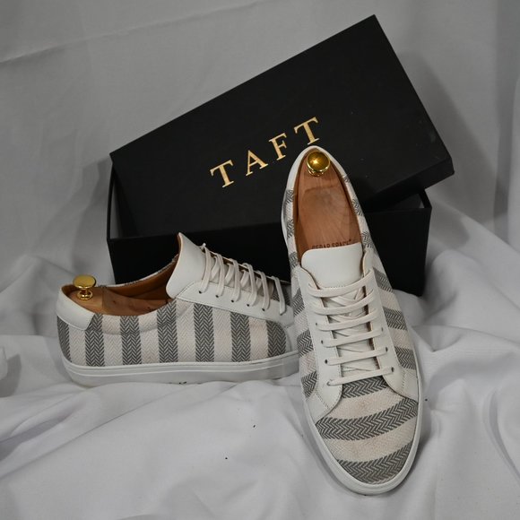 TAFT - The Sneaker in Gray Stripes NEAR MINT COND - Picture 1 of 6